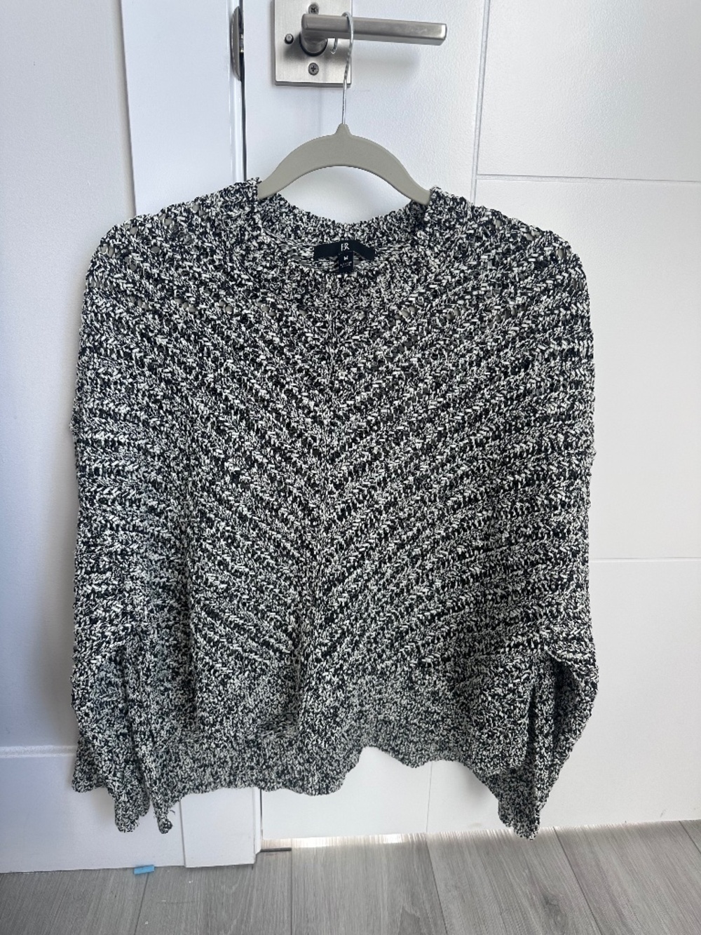 Banana republic long sleeve summer sweater